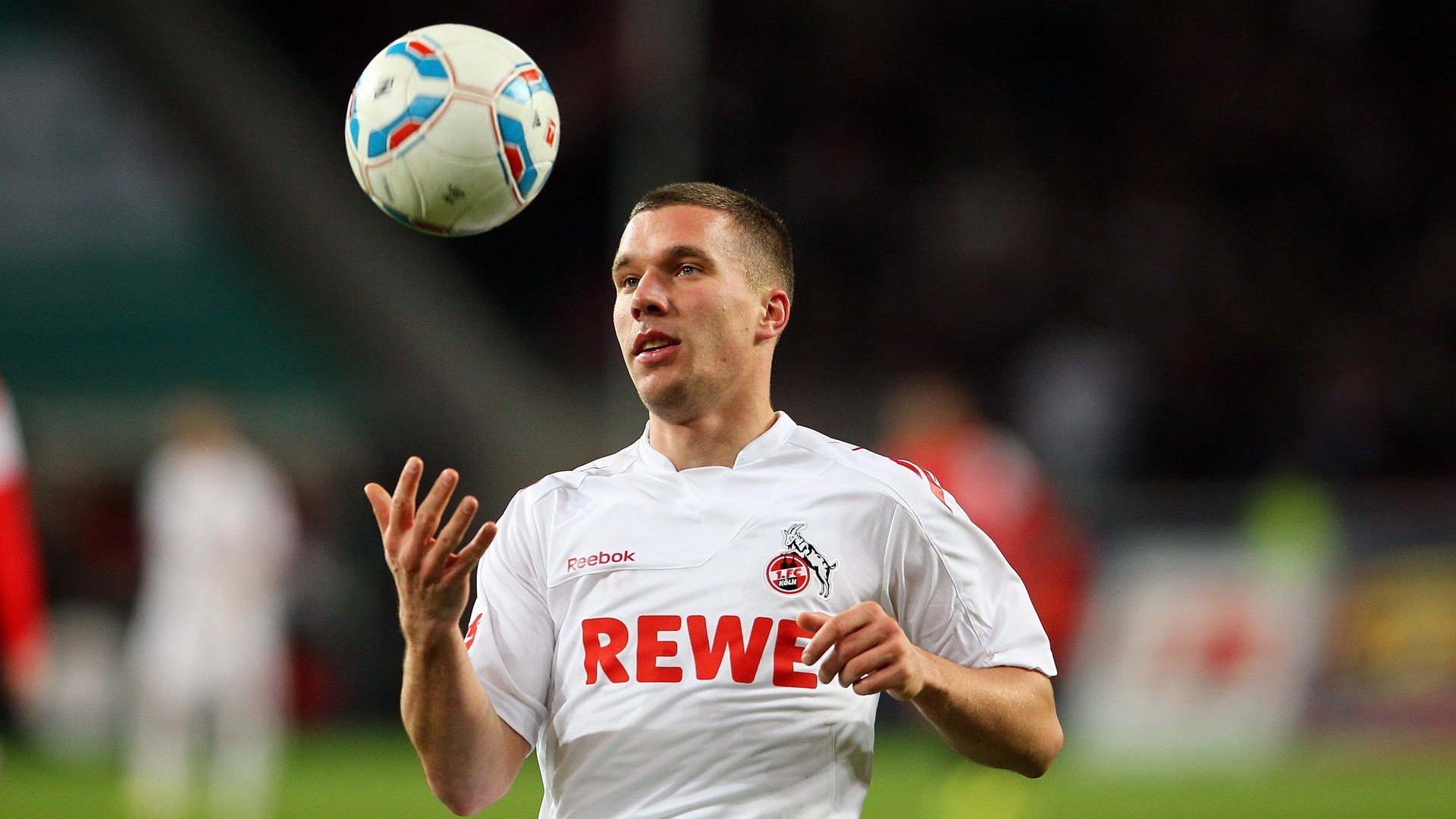 “足球明星李明西进，开启新一季征程”，李明 足球妻子